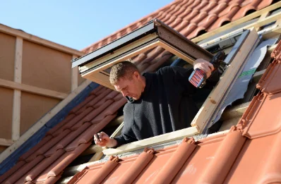 Pose de fenêtres de toit Velux à Jouhet